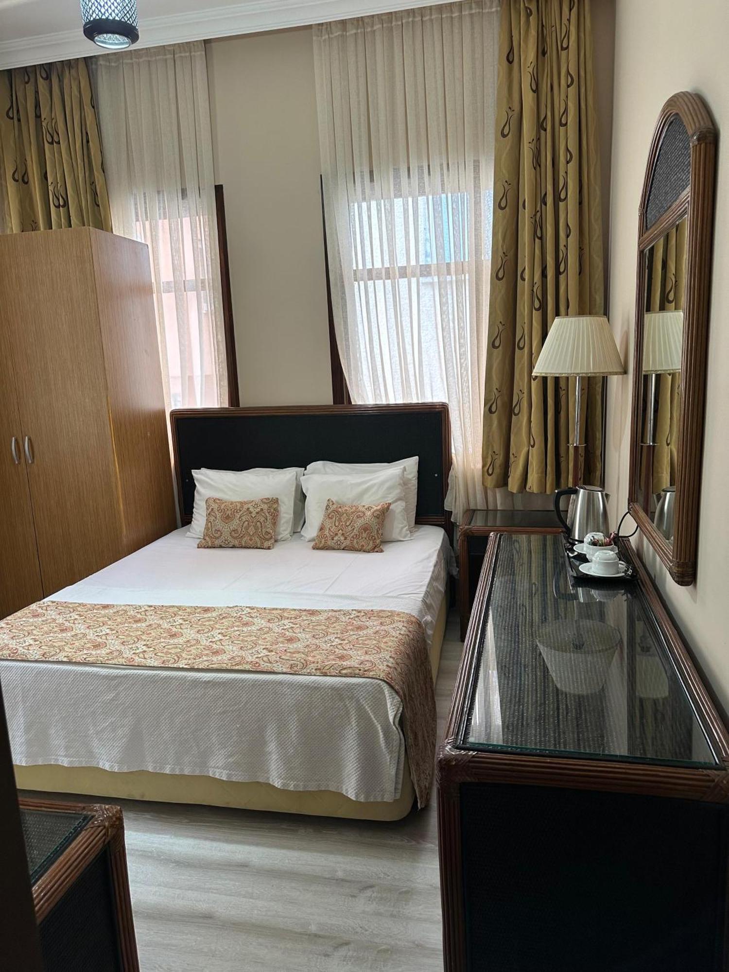 Loost Town Inn Hotel Antalya Luaran gambar