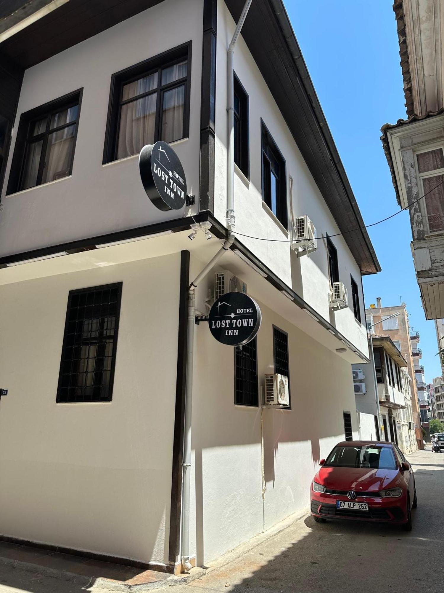 Loost Town Inn Hotel Antalya Luaran gambar