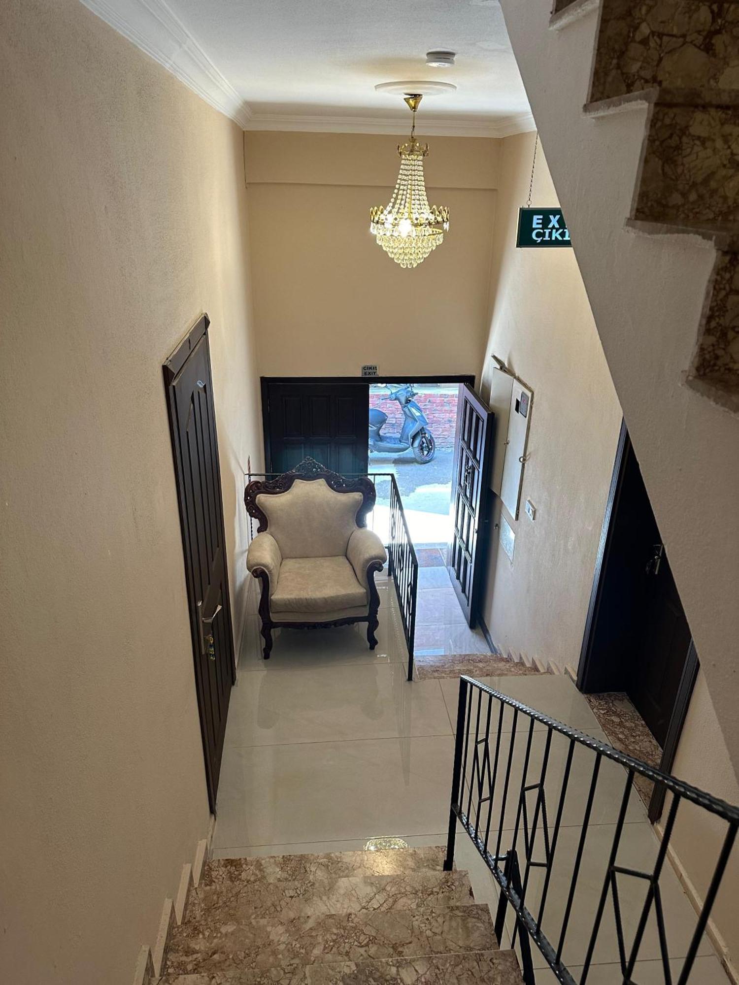 Loost Town Inn Hotel Antalya Luaran gambar